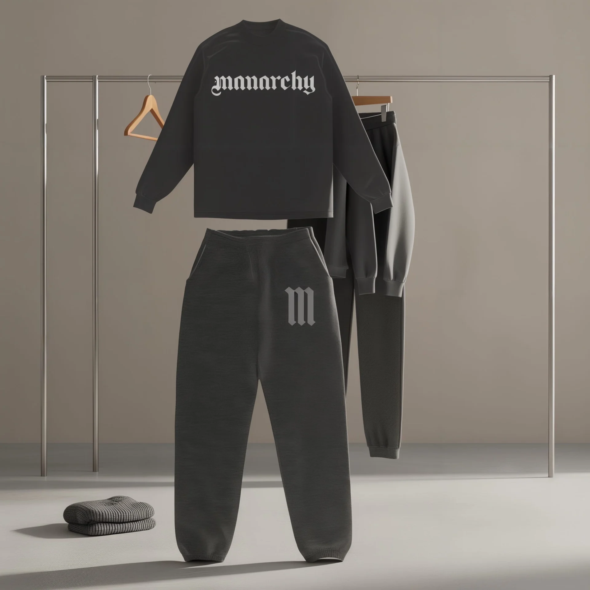 THE MANARCHY SIGNATURE SET