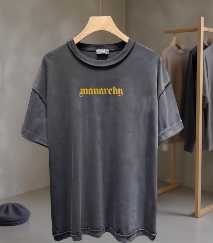 MANARCHY SIGNATURE GRAPHIC TEE