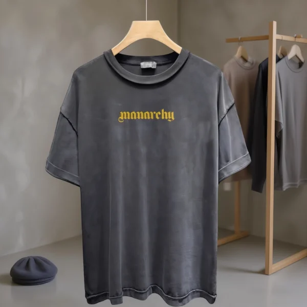 MANARCHY SIGNATURE GRAPHIC TEE
